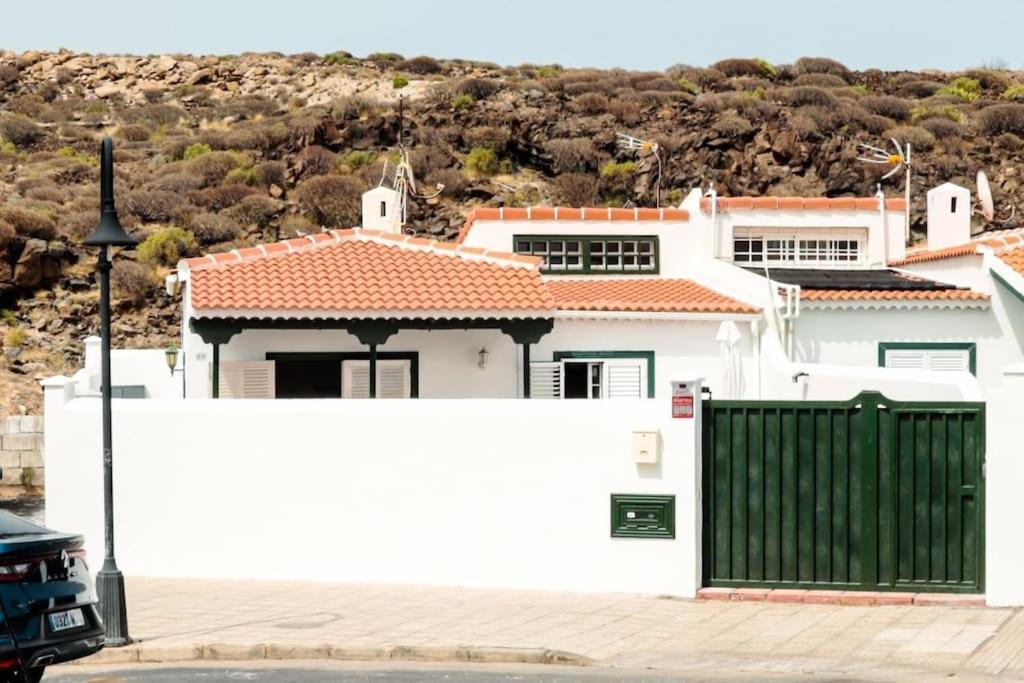 Acogedora Casa En Abades En Tranquila Urbanizacion Villa ภายนอก รูปภาพ